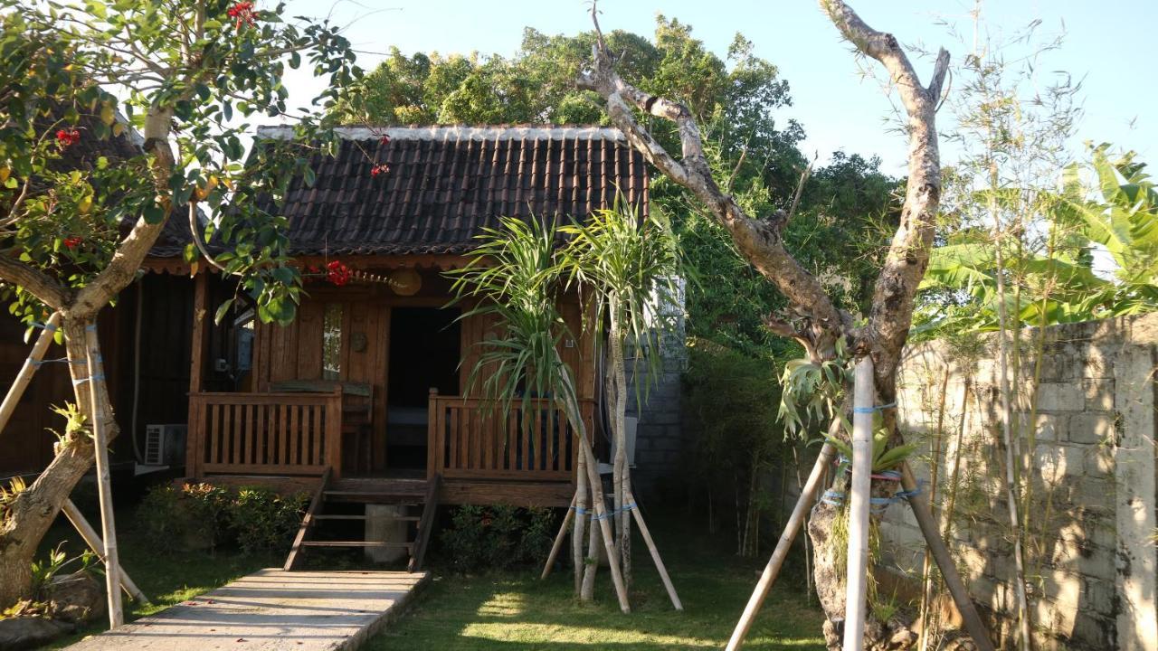 Hotel Premier Surf Camp Canggu Exterior foto