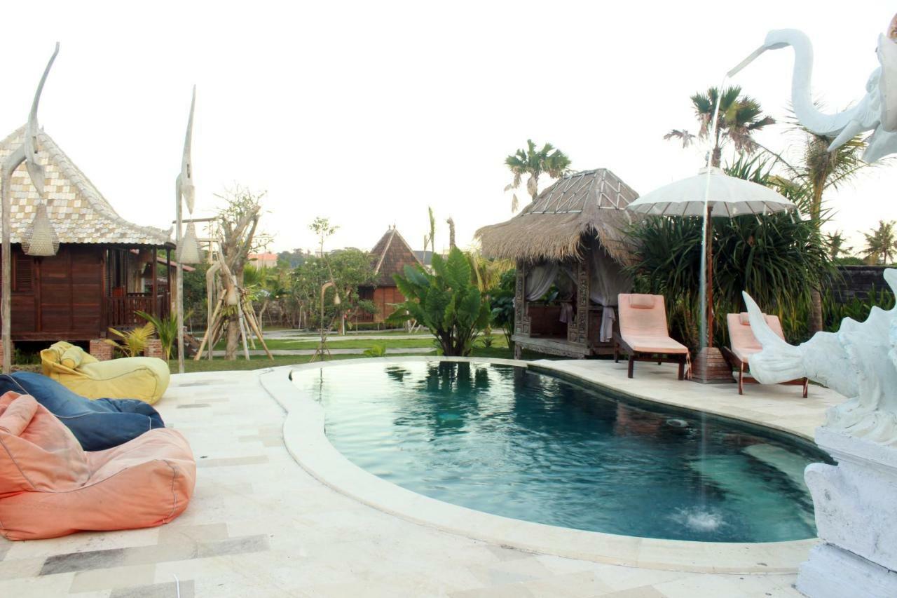 Hotel Premier Surf Camp Canggu Exterior foto