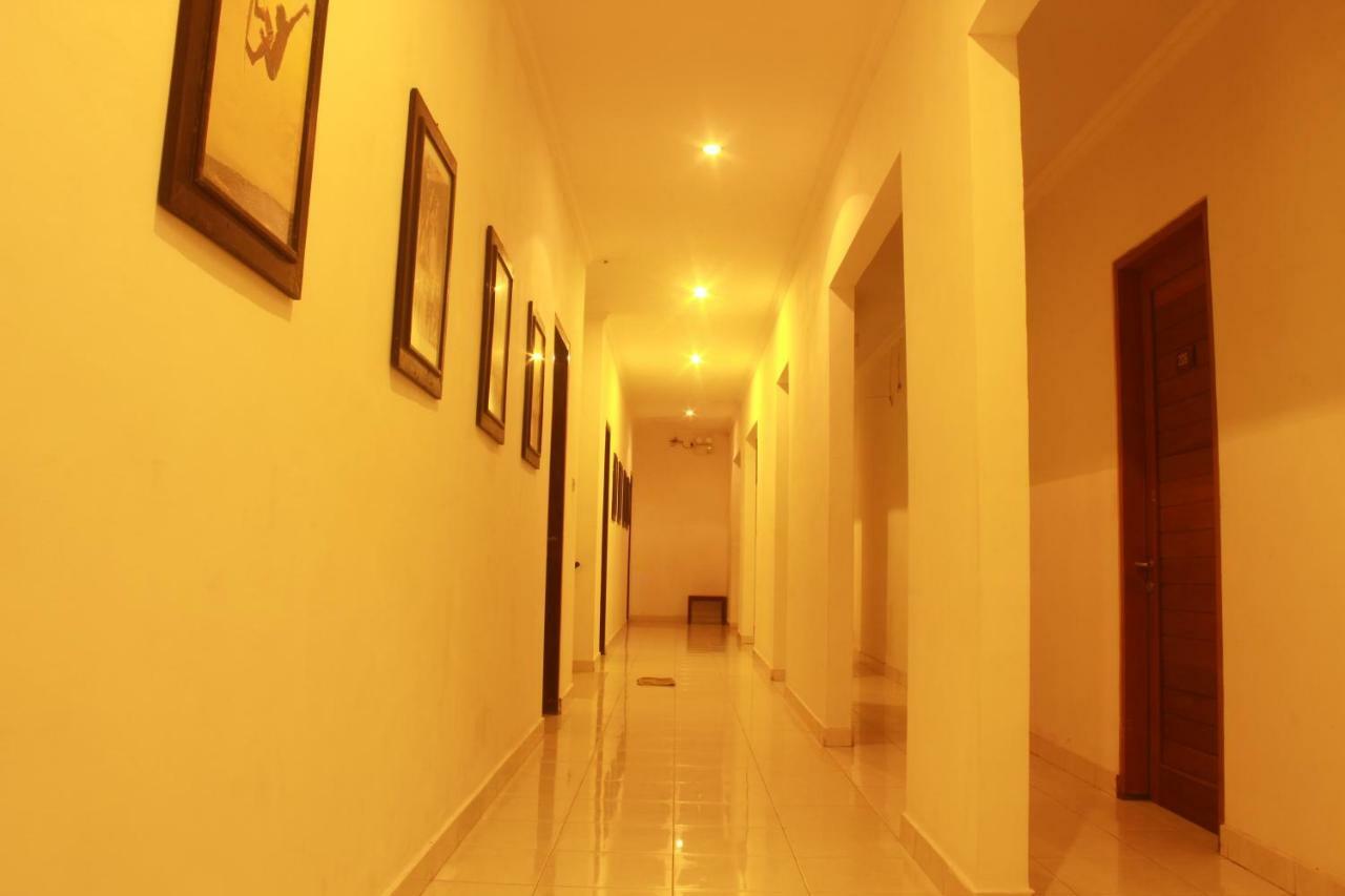 Hotel Premier Surf Camp Canggu Exterior foto