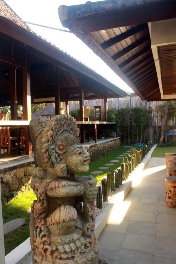 Hotel Premier Surf Camp Canggu Exterior foto